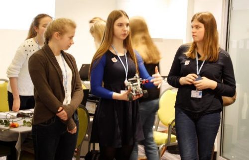 Girls in ICT 2017-11